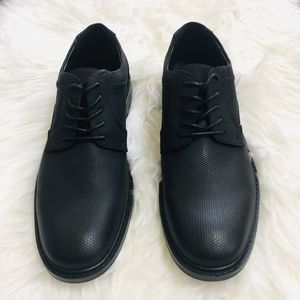 Unlisted by Kenneth Cole Men's Buzzer Oxfords